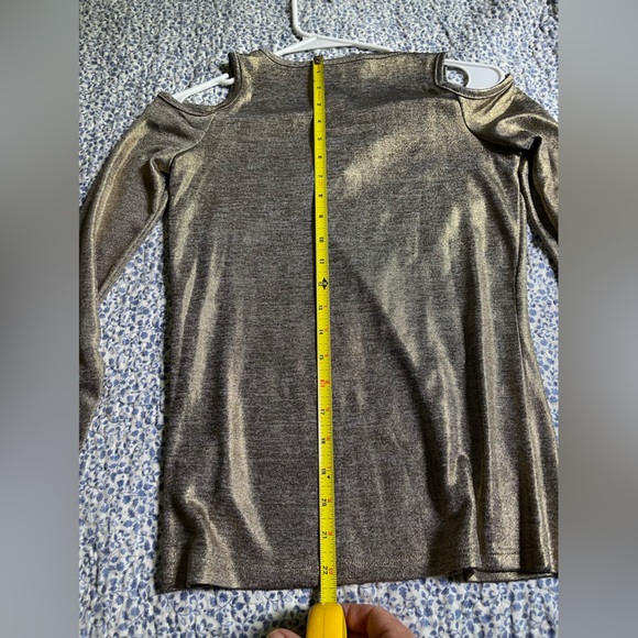 MICHAEL Michael Kors Metallic Gold Shimmer Cold-Shoulder Top, Sz PS NWT - Picture 11 of 14